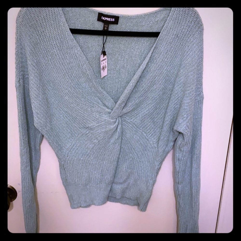 NWT Mint Green Twist Front Express Sweater
